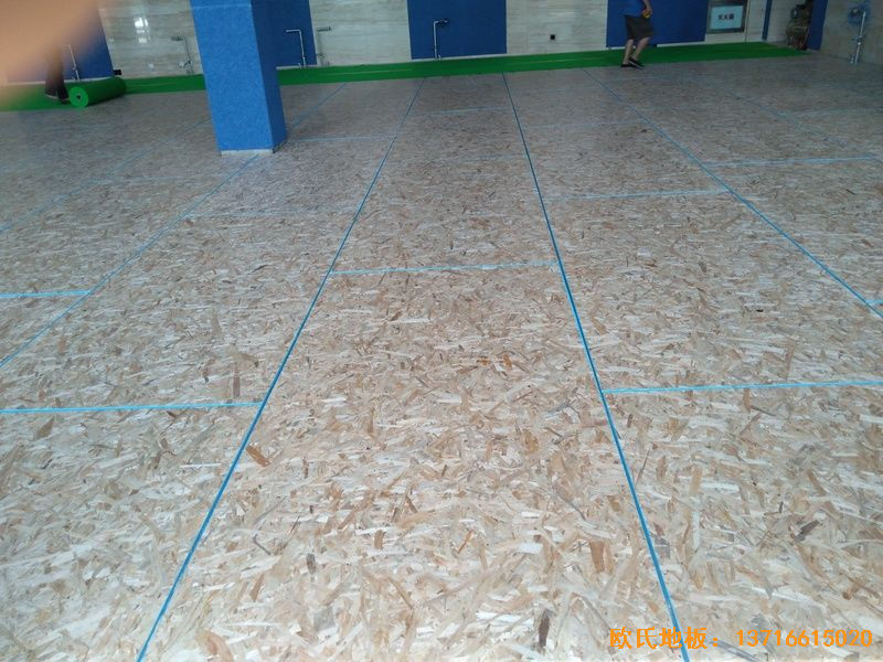 內(nèi)蒙古赤峰中國稅務(wù)總局職工活動中心運(yùn)動木地板安裝案例