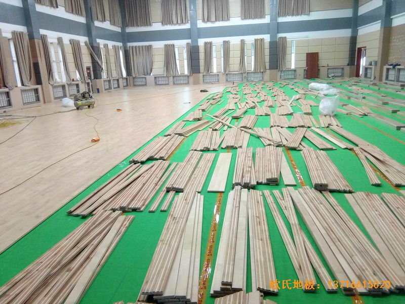 青海省稅務干部學校籃球館體育木地板安裝案例2