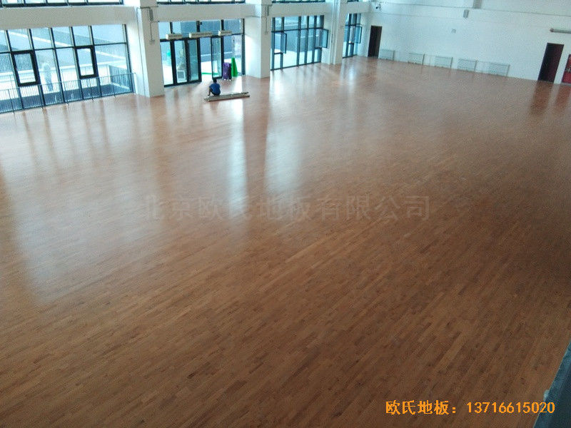 北京朝陽經管學院運動館運動木地板鋪裝案例0