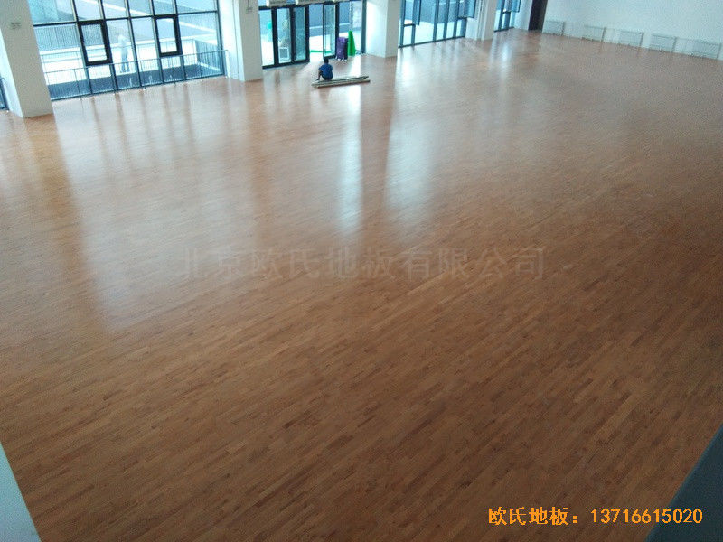 北京朝陽經管學院運動館運動木地板鋪裝案例4