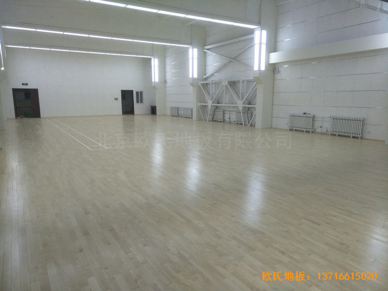 北京鐵路局供電段運(yùn)動館運(yùn)動地板安裝案例0