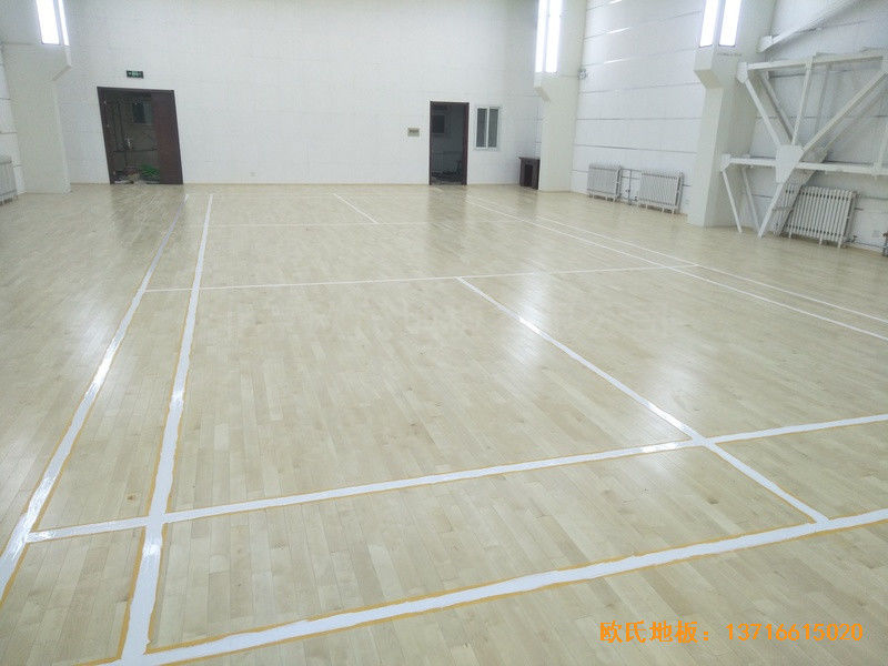 北京鐵路局供電段運(yùn)動館運(yùn)動地板安裝案例4